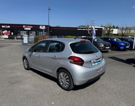208 1.2 PURETECH 82CH ACTIVE BUSINESS DISTRIBUTION NEUVE