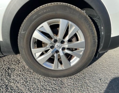 3008 1.2 PURETECH 130CH ACTIVE
