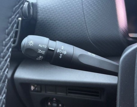 C4 PURETECH 130CH S&S SHINE EAT8