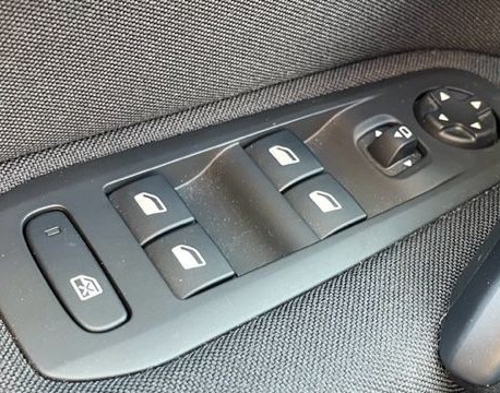 308 1.2 PURETECH 130CH STYLE