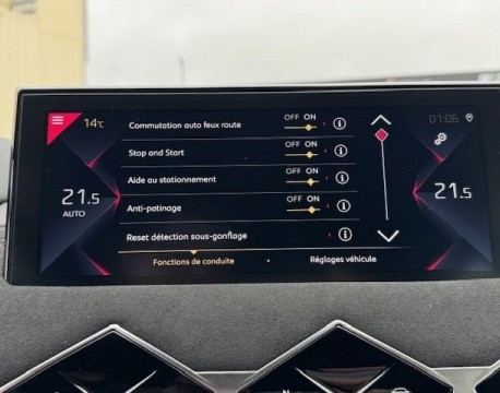 DS 3 CROSSBACK BLUEHDI 100CH PERFORMANCE LINE