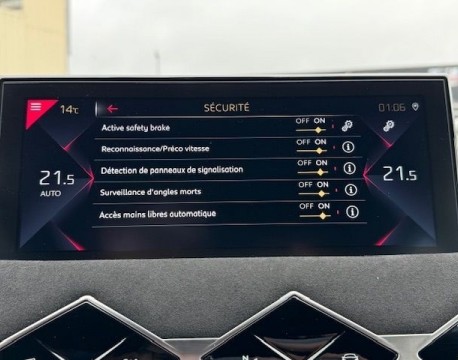 DS 3 CROSSBACK BLUEHDI 100CH PERFORMANCE LINE