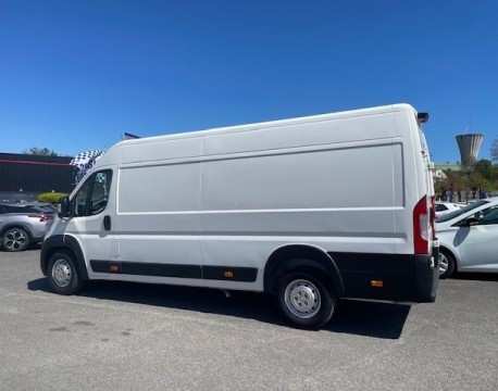 BOXER FOURGON 330 L1H2 2.0 BLUEHDI 110 PREMIUM PACK + HAYON 500KG