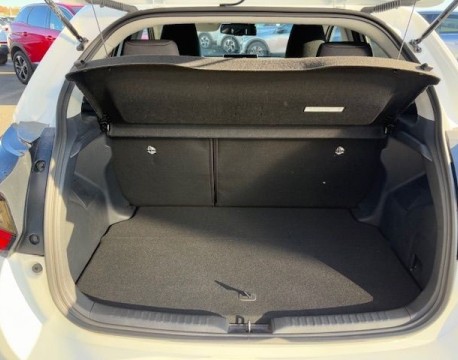 YARIS 116H COLLECTION 5P HYBRIDE