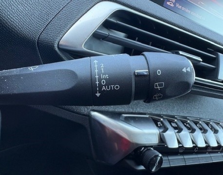 3008 1.2 PURETECH 130CH ALLURE DISTRIBUTION NEUVE