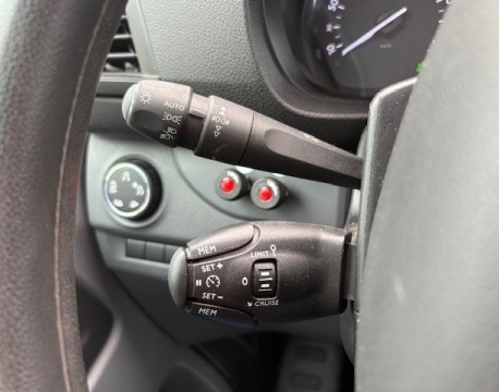 JUMPY FOURGON CITYVAN XS 1.5L BLUEHDI 120CH