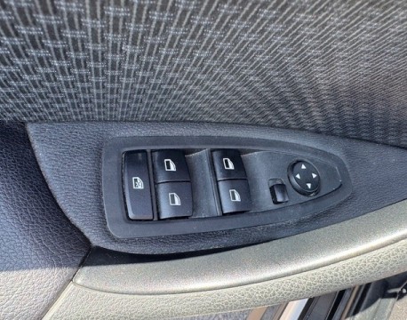 X1 (F48) SDRIVE16D 116CH LOUNGE