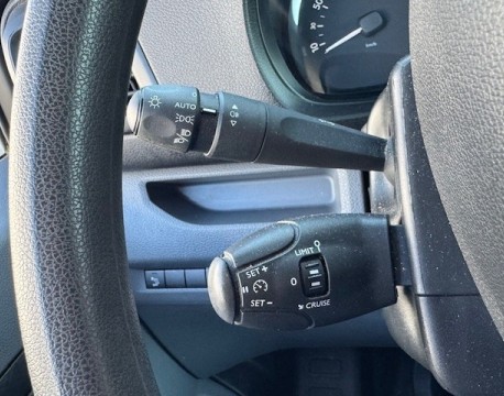 VIVARO FOURGON L2 AUGMENTE 2.0 D 120CH PACK CLIM
