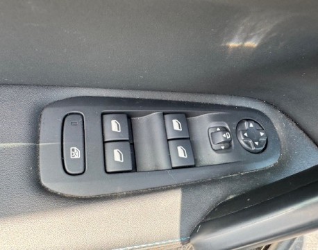 308 1.2 PURETECH 130CH TECH EDITION + PARK ASSIST