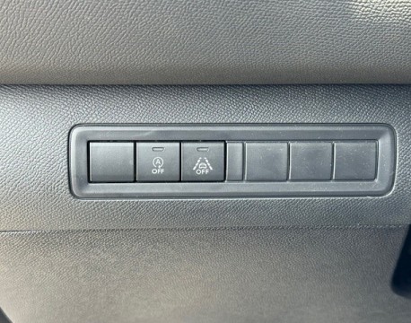 308 1.2 PURETECH 130CH TECH EDITION + PARK ASSIST
