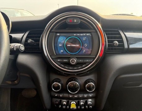 MINI III COOPER 184 SE FINITION GREENWICH BVA 32.6 KWH