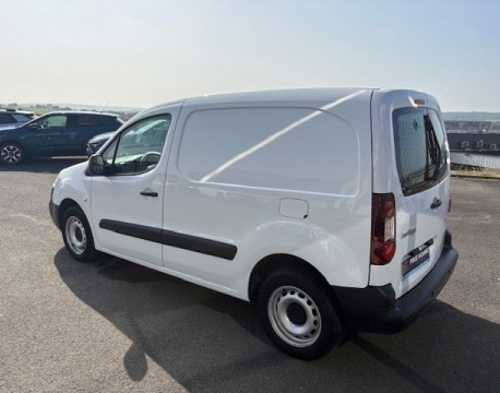BERLINGO BLUEHDI 75CH CLUB + OPTIONS