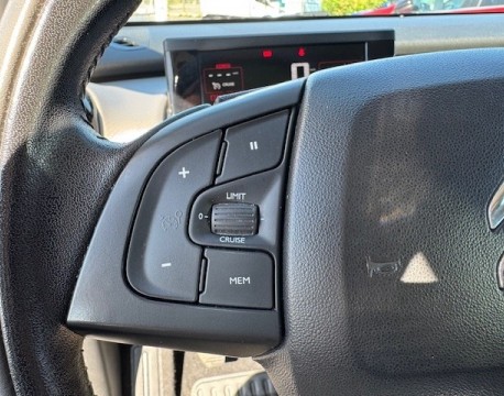 C4 CACTUS PURETECH 82 FEEL BUSINESS DISTRIBUTION + 4 PNEUS NEUFS