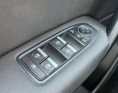 CAPTUR 1.6 E-TECH PLUG-IN 160CH INTENS