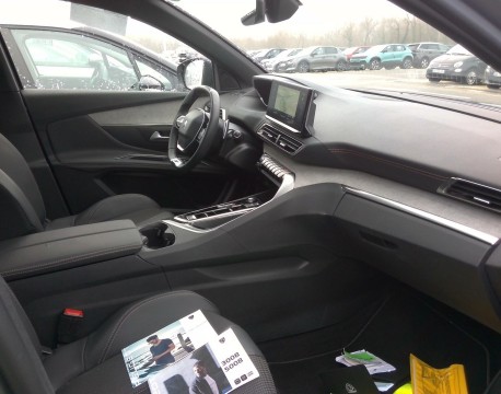 3008 PLUG-IN HYBRID 225CH GT E-EAT8
