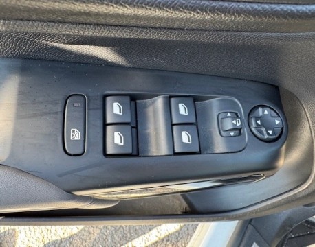 C5 AIRCROSS BLUEHDI 130CH S&S SHINE EAT8 E6.D