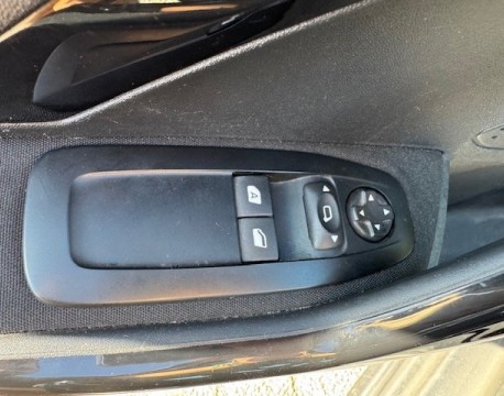 208 1.2 PURETECH 82CH ACTIVE 5P DISTRIBUTION NEUVE