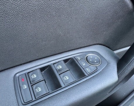 CAPTUR 1.3 TCE MILD HYBRID 140CH EVOLUTION EDC