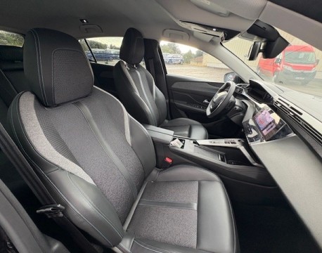 308 1.2 PURETECH 130CH S&S ALLURE PACK EAT8