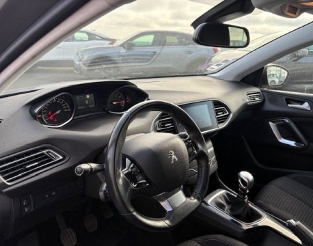 308 SW 1.2 PURETECH 110CH S&S ACTIVE BUSINESS DISTRIBUTION OK