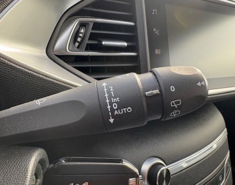 308 SW 1.2 PURETECH 110CH S&S ACTIVE BUSINESS DISTRIBUTION OK