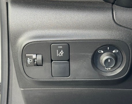 C3 BLUEHDI 100CH FEEL BUSINESS