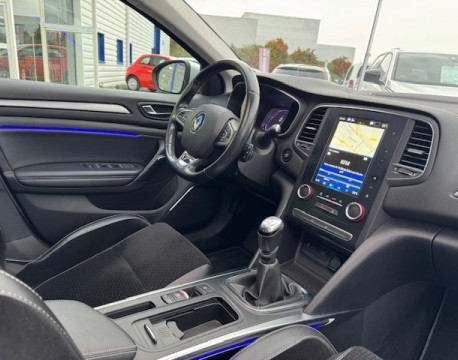 MEGANE IV 1.3 TCE 140CH FAP INTENS TOIT OUVRANT