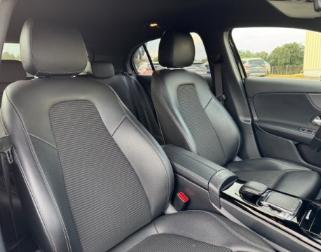 CLASSE A 180 D 116CH BUSINESS LINE 7G-DCT