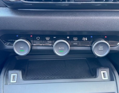 C4 BLUEHDI 130CH S&S FEEL PACK EAT8