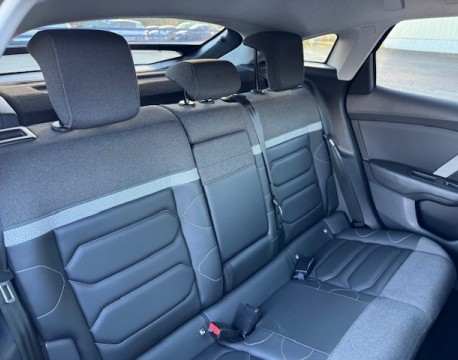 C4 BLUEHDI 130CH S&S SHINE EAT8