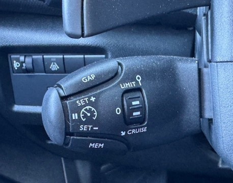 C5 AIRCROSS 1.5 BLUEHDI 130CH MAX EAT8 BOITE AUTOMATIQUE