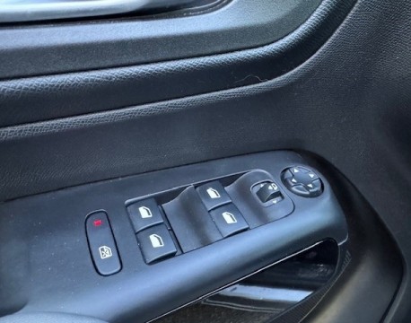 C5 AIRCROSS BLUEHDI 130CH S&S C-SERIES EAT8