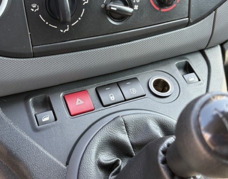 BERLINGO BLUEHDI 75CH CLUB + OPTIONS