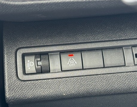 5008 HYBRID 136CH ALLURE PACK + PARK ASSIST