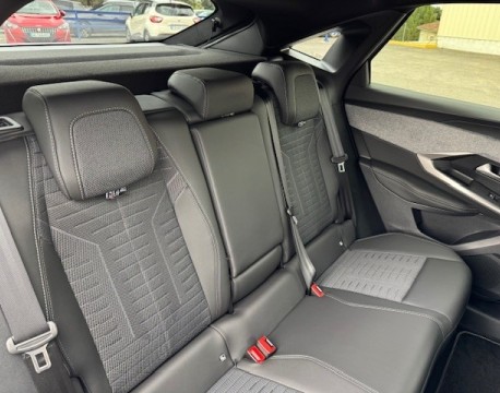 3008 1.2 HYBRID 145CH GT E-DCS6