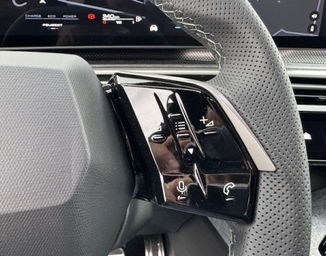 3008 1.2 HYBRID 145CH GT E-DCS6