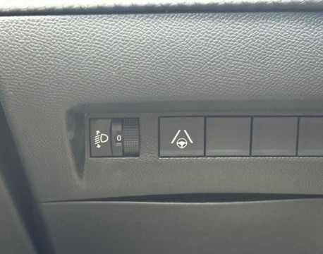 208 1.2 HYBRID 100CH ALLURE E-DCS6