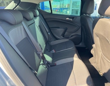 ASTRA 1.2 TURBO 130CH ELEGANCE DISTRIBUTION NEUVE