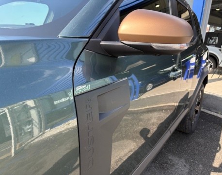 DUSTER 1.2 TCE MILD HYBRID 130CH EXTREME 4X2 + OPTIONS !