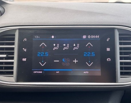 308 1.2 PURETECH 110CH ALLURE DISTRIBUTION NEUVE