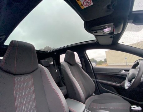 308 SW 1.2 PURETECH 130CH GT LINE TOIT PANORAMIQUE