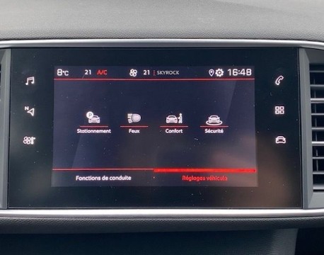 308 SW 1.2 PURETECH 130CH GT LINE TOIT PANORAMIQUE