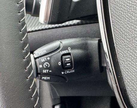 208 1.2 PURETECH 100CH S&S ALLURE PACK EAT8