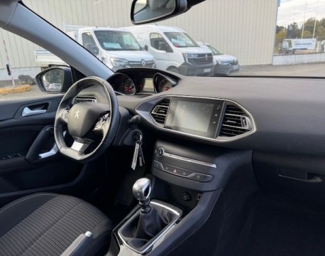 308 1.2 PURETECH 110CH ACTIVE DISTRIBUTION NEUVE