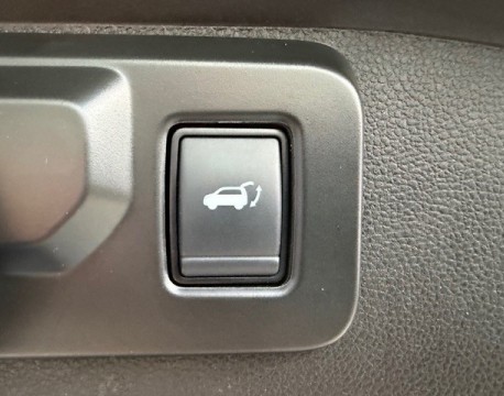 AUSTRAL 1.2 E-TECH FULL HYBRID 200CH ICONIC ESPRIT ALPINE