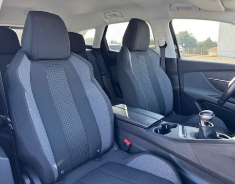 3008 1.2 PURETECH 130CH E6.C ACTIVE BUSINESS DISTRIBUTION NEUVE