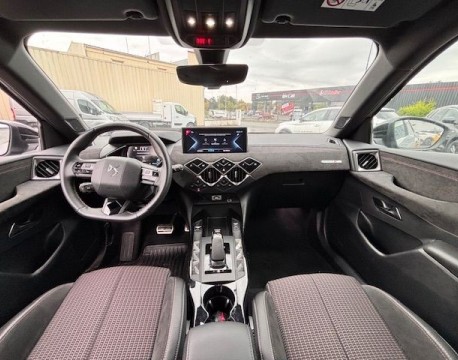 DS 3 CROSSBACK E-TENSE PERFORMANCE LINE +