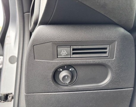 DS 3 CROSSBACK E-TENSE PERFORMANCE LINE +