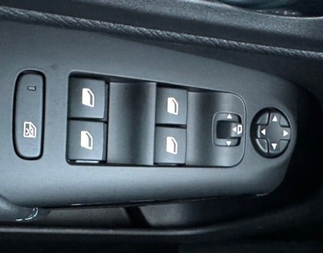 C5 AIRCROSS 1.5 BLUEHDI 130CH MAX EAT8