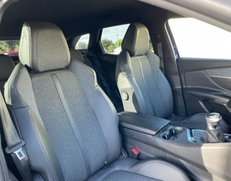 3008 1.2 PURETECH 130CH GT LINE DISTRIBUTION NEUVE